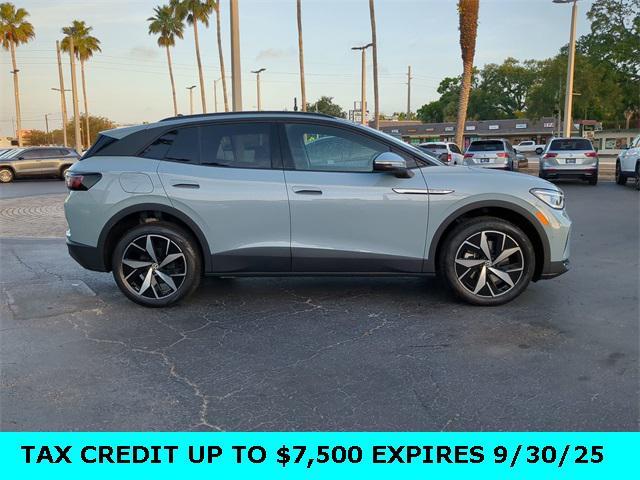 new 2025 Volkswagen ID.4 car, priced at $50,213