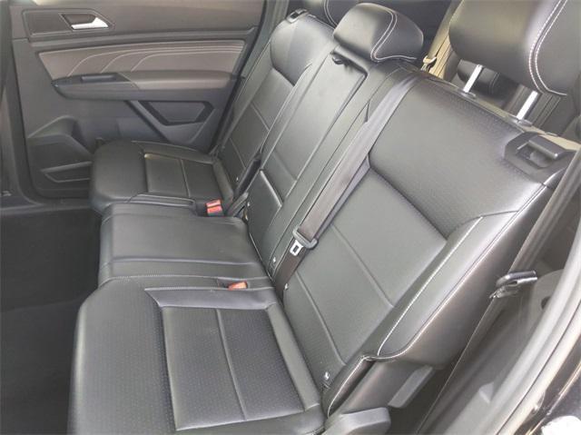 used 2021 Volkswagen Atlas car, priced at $24,500