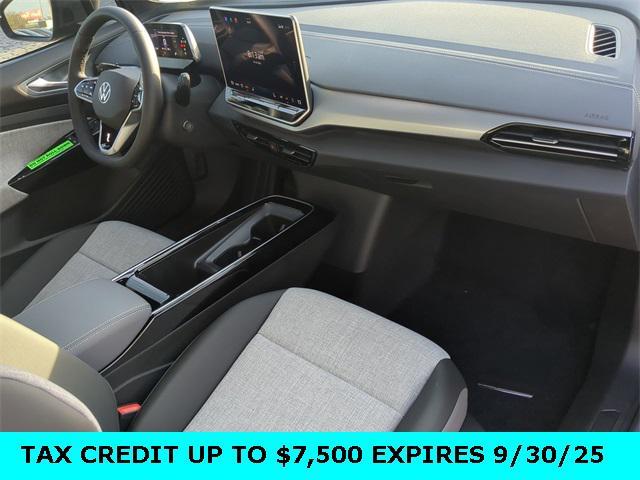 new 2025 Volkswagen ID.4 car, priced at $41,032