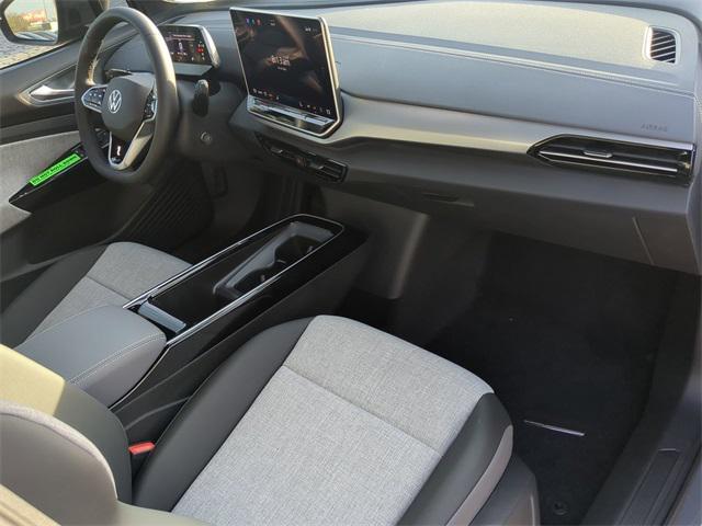 new 2025 Volkswagen ID.4 car, priced at $41,032
