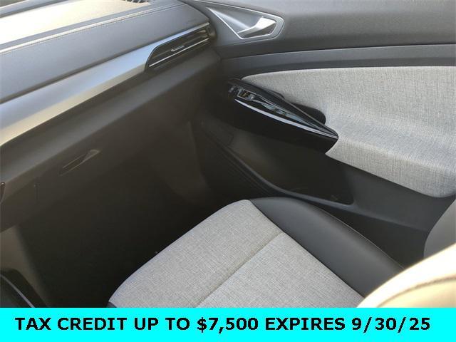 new 2025 Volkswagen ID.4 car, priced at $41,032
