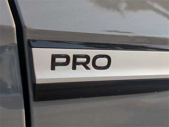 new 2025 Volkswagen ID.4 car, priced at $41,032