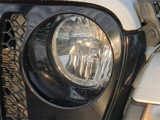 used 2022 Jeep Gladiator car, priced at $29,990