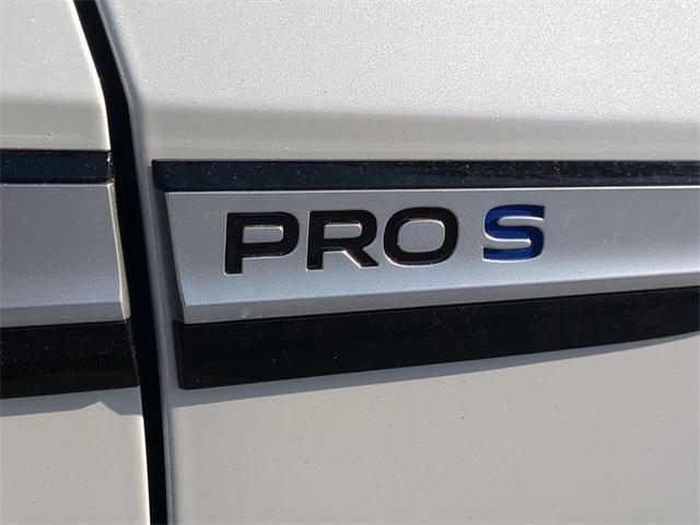 new 2025 Volkswagen ID.4 car, priced at $46,404