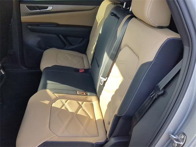 new 2026 Volkswagen Atlas Cross Sport car, priced at $37,511