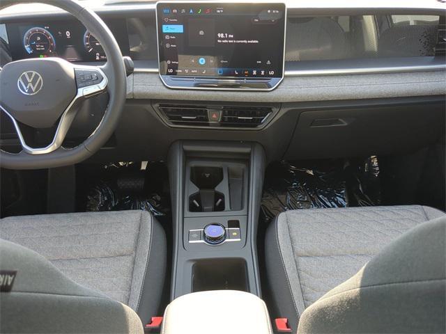 new 2025 Volkswagen Tiguan car, priced at $29,470