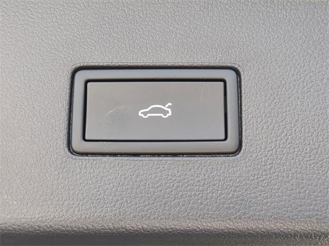 new 2026 Volkswagen Atlas car, priced at $44,839