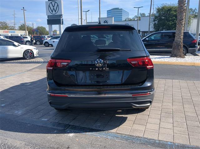 new 2024 Volkswagen Tiguan car, priced at $27,195