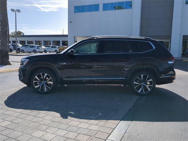 new 2025 Volkswagen Atlas car, priced at $52,695