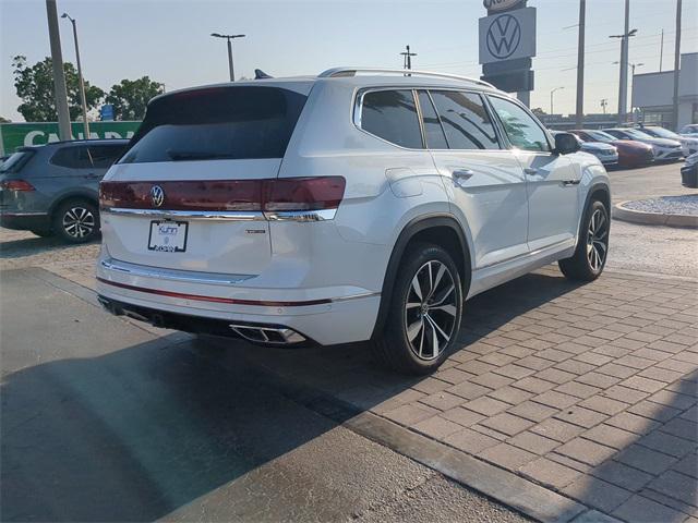 new 2025 Volkswagen Atlas car, priced at $50,810