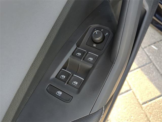 new 2025 Volkswagen Jetta car, priced at $25,800