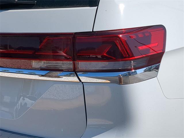 new 2025 Volkswagen Atlas car, priced at $42,927