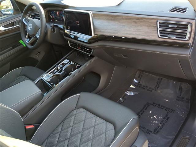 new 2025 Volkswagen Atlas car, priced at $54,707