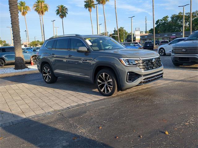 new 2025 Volkswagen Atlas car, priced at $54,707