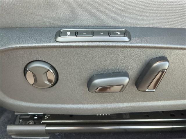 new 2025 Volkswagen ID.4 car, priced at $46,404