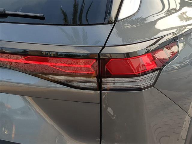 new 2025 Volkswagen Tiguan car, priced at $31,016
