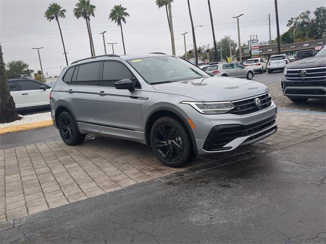 new 2024 Volkswagen Tiguan car, priced at $33,454