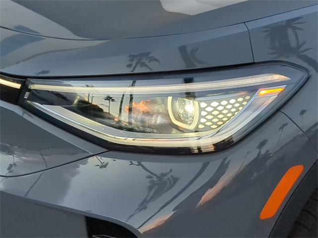 new 2025 Volkswagen ID.4 car, priced at $53,041
