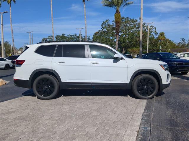 new 2025 Volkswagen Atlas car, priced at $43,100