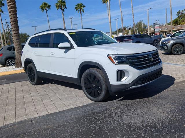 new 2025 Volkswagen Atlas car, priced at $43,100