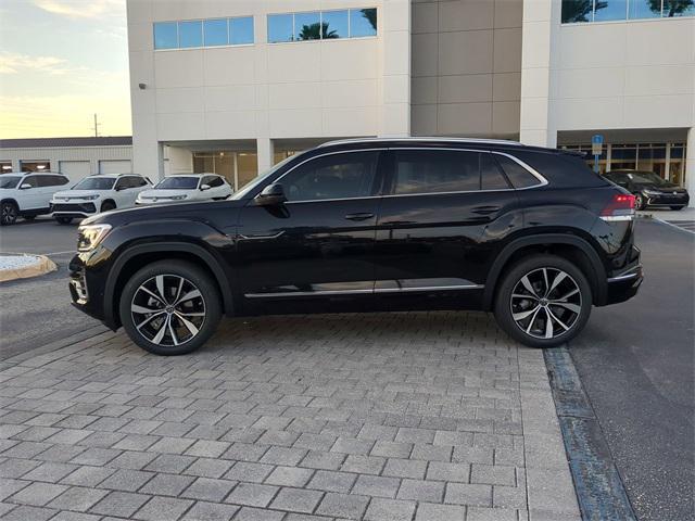 new 2026 Volkswagen Atlas Cross Sport car, priced at $53,519