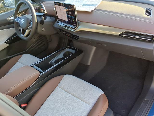 new 2025 Volkswagen ID.4 car, priced at $40,635