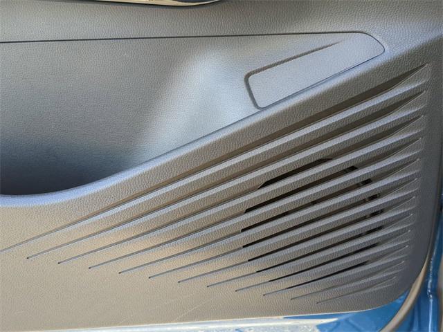 new 2025 Volkswagen ID.4 car, priced at $40,635