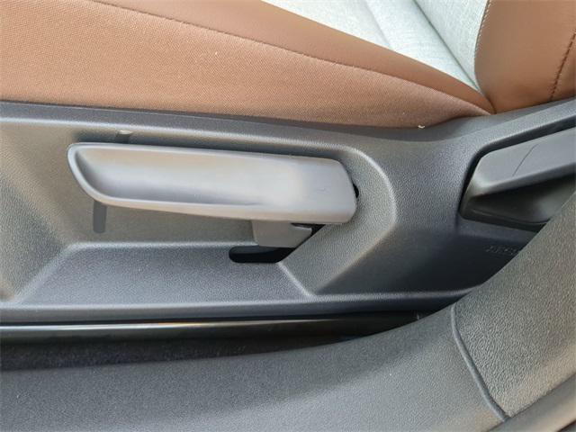 new 2025 Volkswagen ID.4 car, priced at $40,635