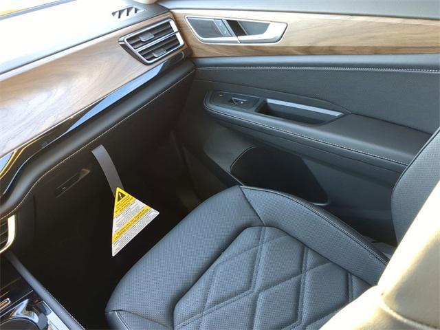 new 2026 Volkswagen Atlas car, priced at $45,276