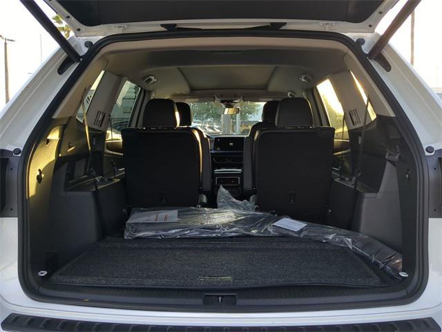 new 2026 Volkswagen Atlas car, priced at $45,276