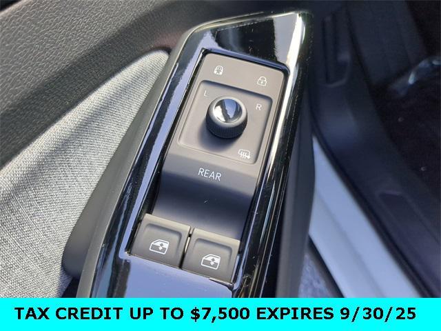 new 2025 Volkswagen ID.4 car, priced at $44,410