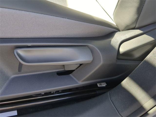new 2025 Volkswagen ID.4 car, priced at $40,635