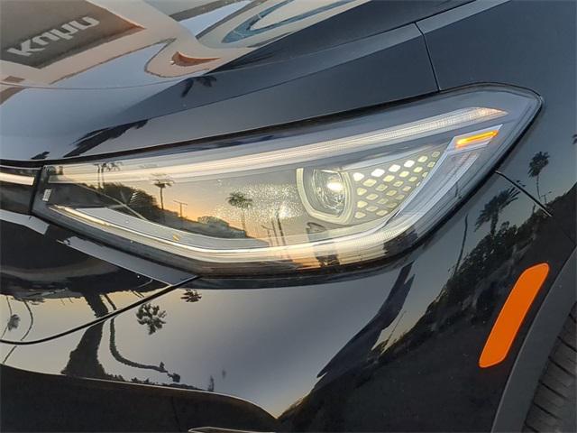new 2025 Volkswagen ID.4 car, priced at $52,443