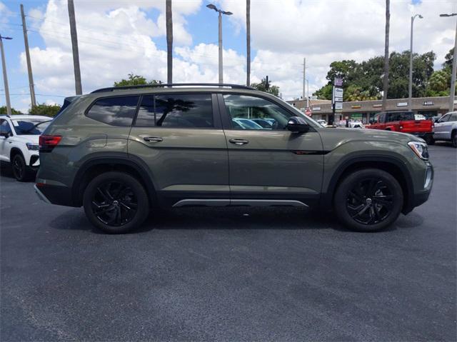 new 2024 Volkswagen Atlas car, priced at $47,531