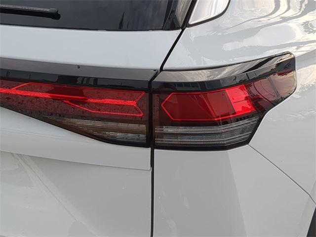 new 2025 Volkswagen Tiguan car, priced at $32,589