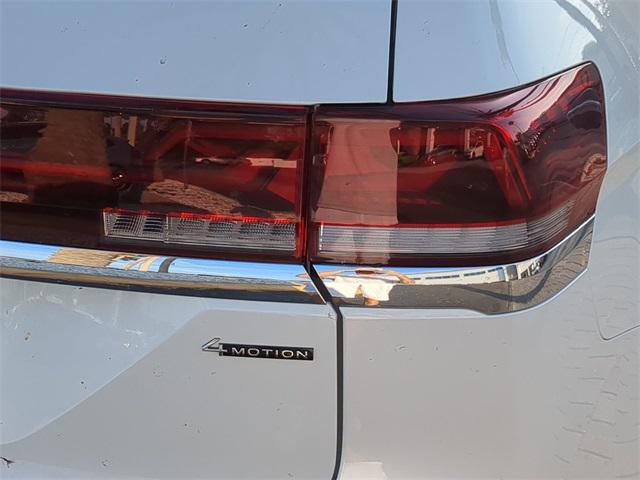 new 2025 Volkswagen Atlas car, priced at $51,810