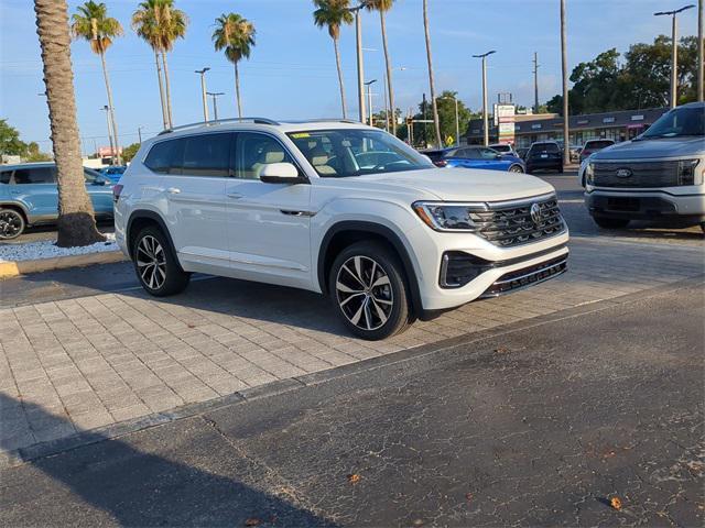 new 2025 Volkswagen Atlas car, priced at $51,810