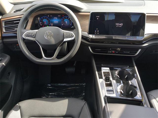 new 2025 Volkswagen Atlas car, priced at $42,927