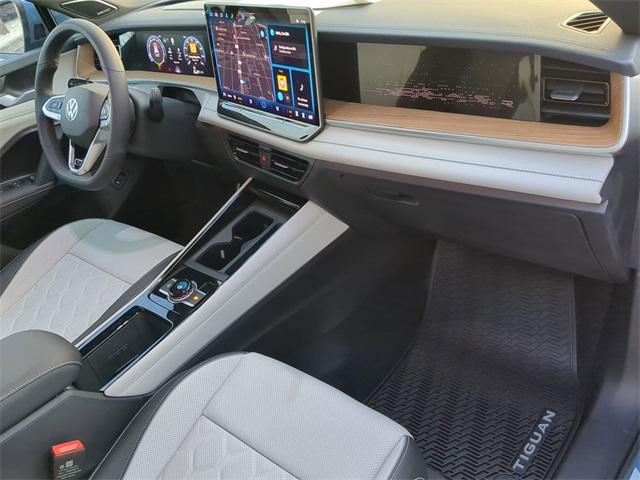 new 2025 Volkswagen Tiguan car, priced at $43,196