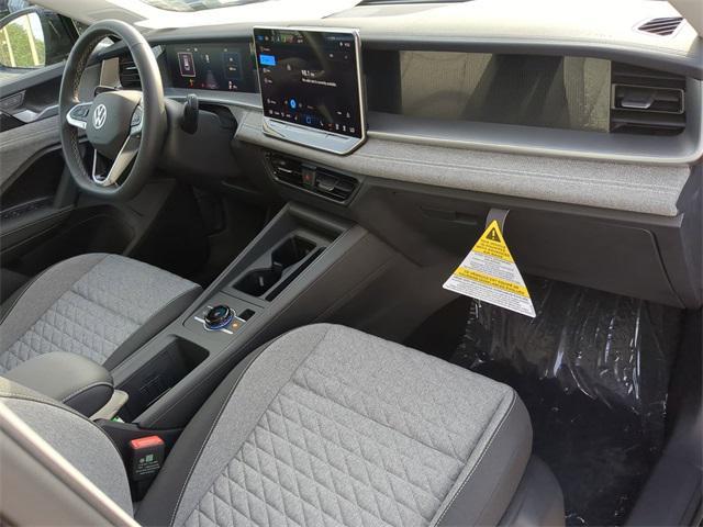 new 2025 Volkswagen Tiguan car, priced at $30,420