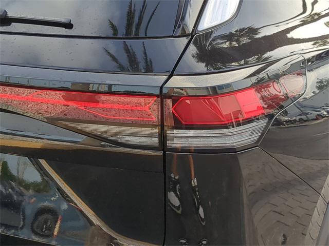 new 2025 Volkswagen Tiguan car, priced at $30,420