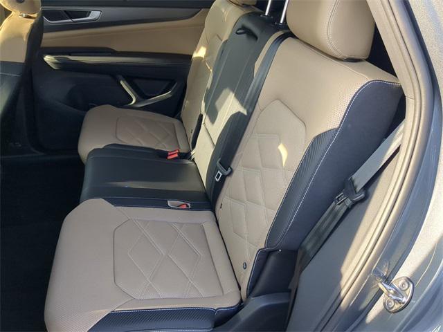 new 2025 Volkswagen Atlas Cross Sport car, priced at $42,892