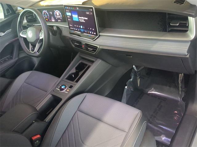 new 2025 Volkswagen Tiguan car, priced at $32,589