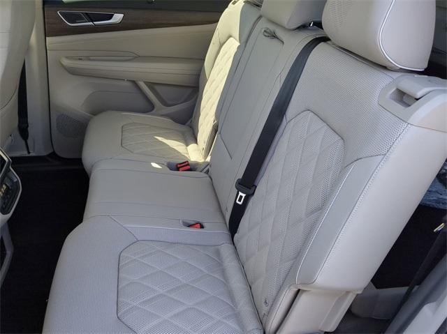 new 2025 Volkswagen Atlas car, priced at $51,959