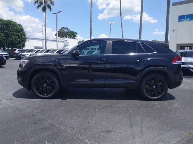 new 2024 Volkswagen Atlas Cross Sport car, priced at $40,694