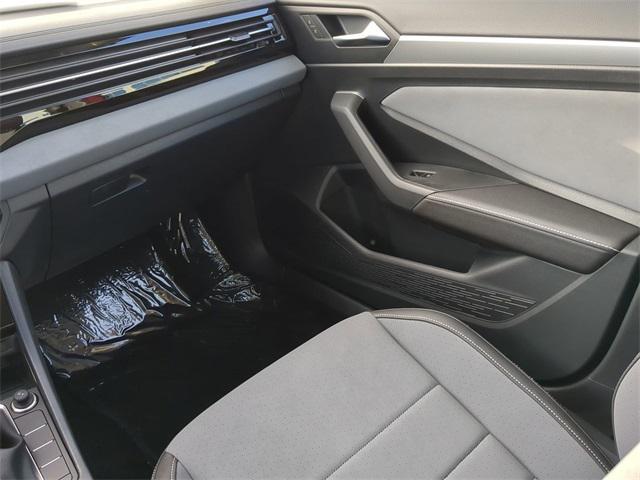 new 2025 Volkswagen Jetta car, priced at $27,800