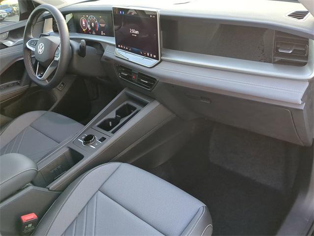 new 2025 Volkswagen Tiguan car, priced at $32,566