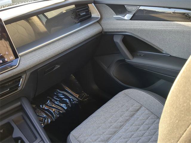 new 2025 Volkswagen Tiguan car, priced at $29,446