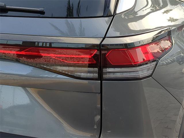 new 2025 Volkswagen Tiguan car, priced at $30,420