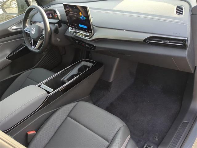 new 2025 Volkswagen ID.4 car, priced at $45,571